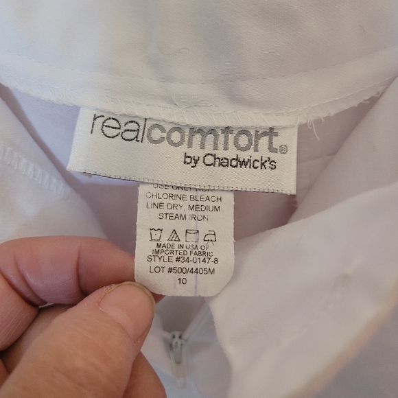 Buy 3 get 1 free, Chadwick's White Summer Shorts Size 10 (313) - Picture 7 of 7